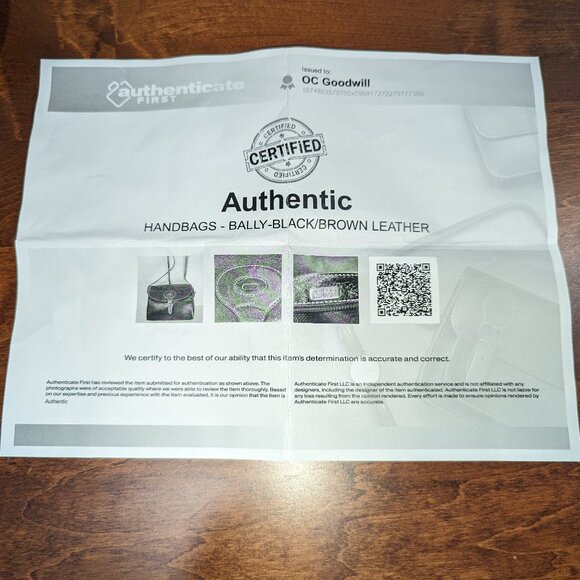 Bally Cross Body Leather Purse Authentic - Picture 2 of 11